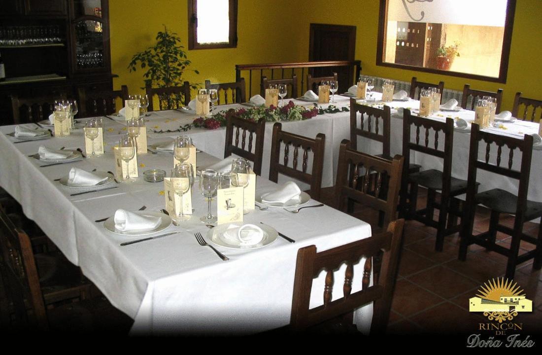 Готель Rincon De Dona Ines Villanueva de la Condesa Екстер'єр фото