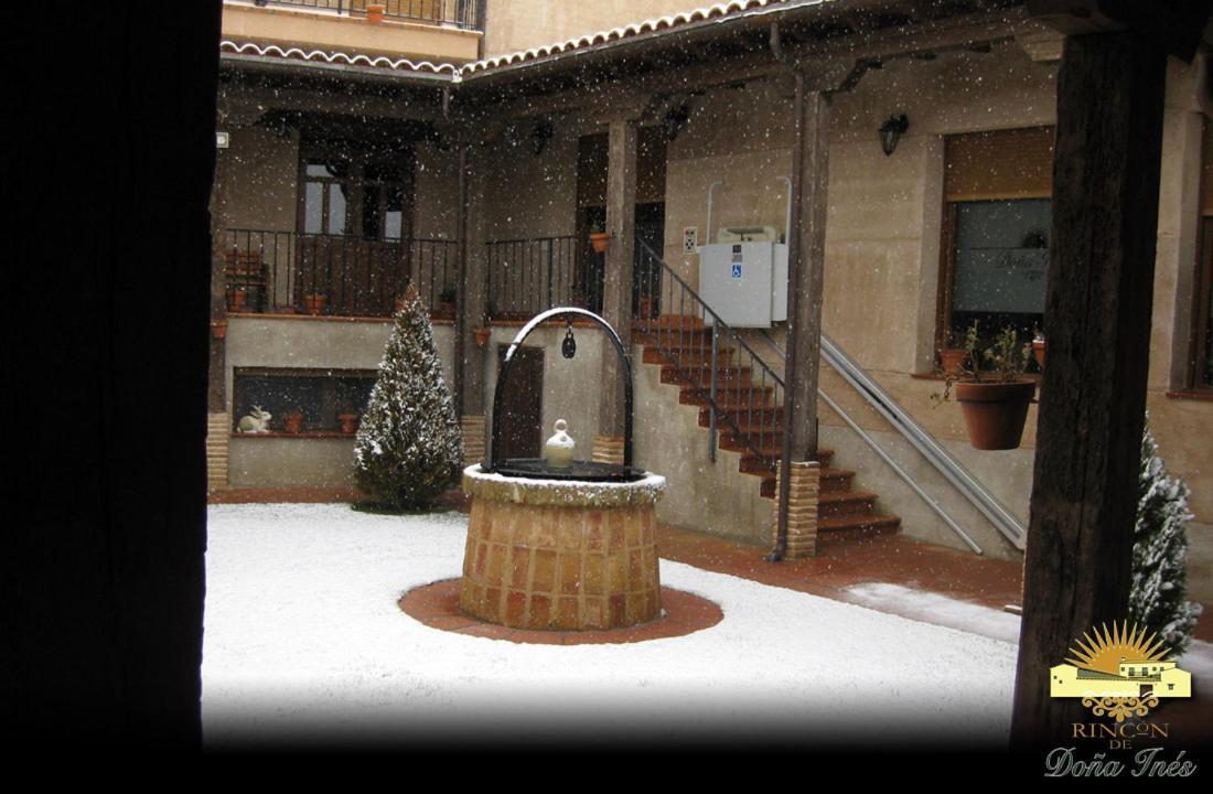 Готель Rincon De Dona Ines Villanueva de la Condesa Екстер'єр фото